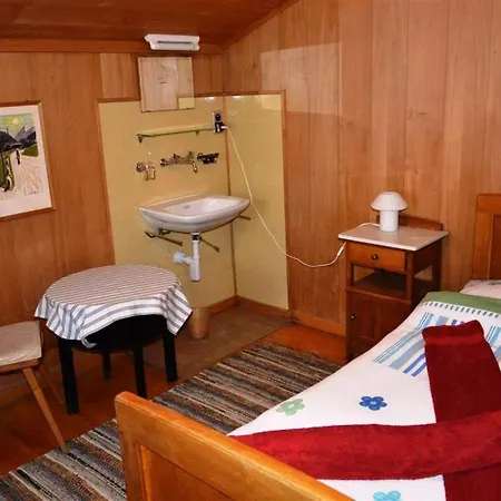 Apartamento Les Erables- Appartement-fewo- Dusche Oder Bad- Wc 7-bettwohnung By Interhome Gstaad